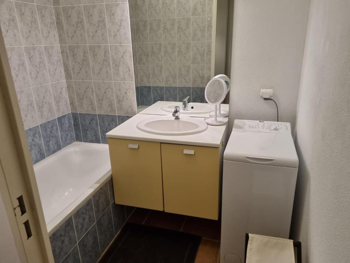Appartement 1 Chambre Avec Piscine Uzès Dış mekan fotoğraf