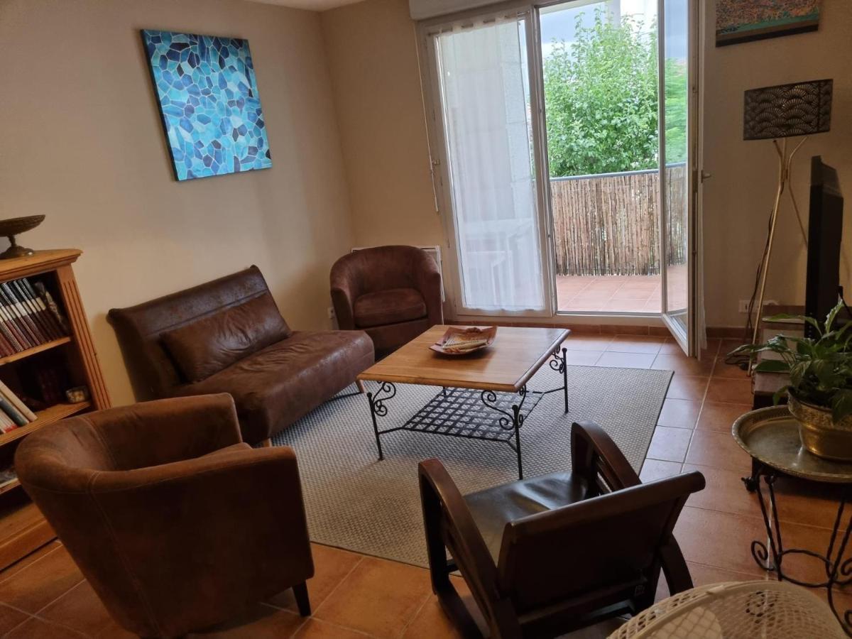 Appartement 1 Chambre Avec Piscine Uzès Dış mekan fotoğraf